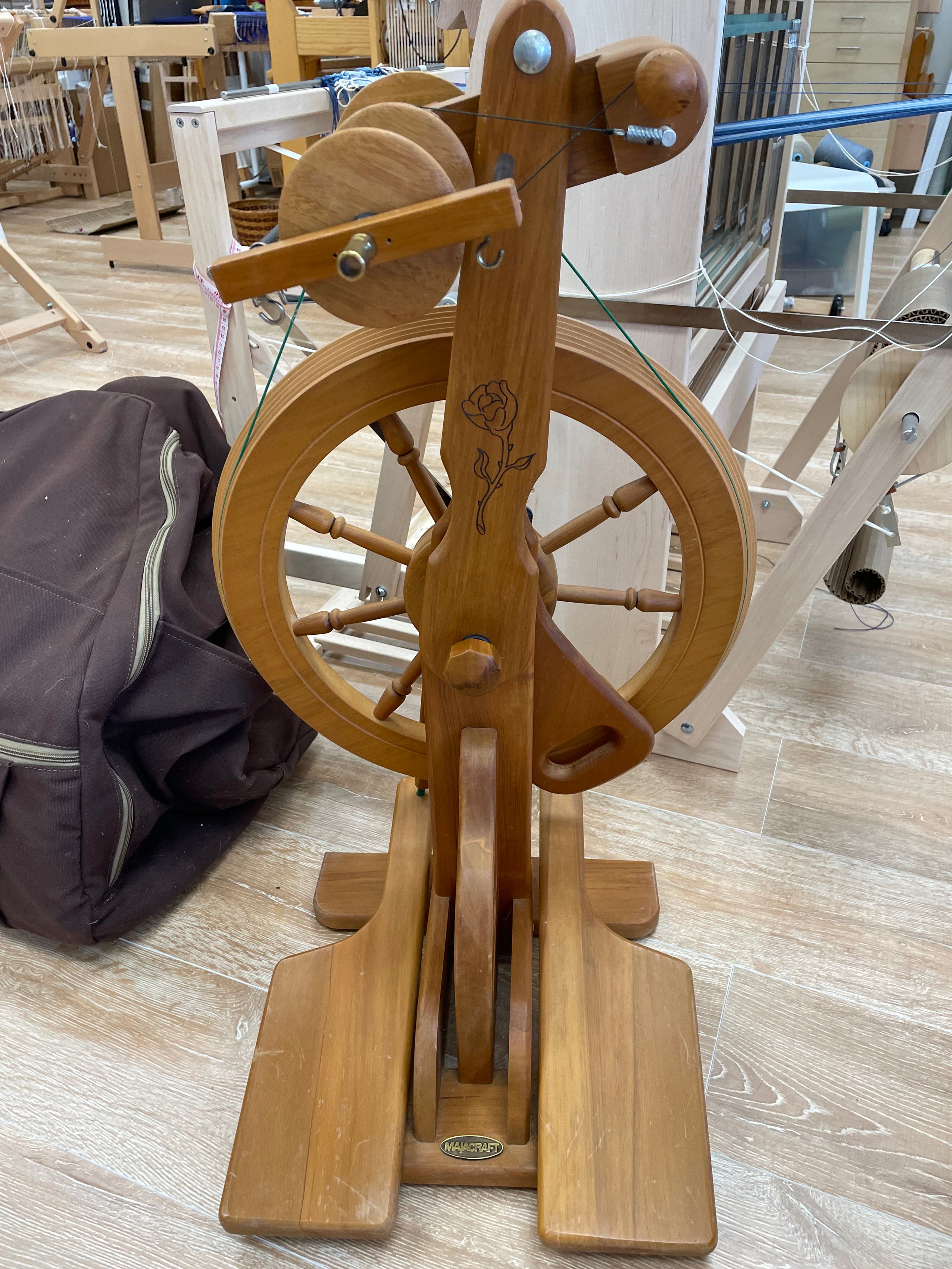 PreOwned Majacraft Rose Spinning Wheel Tabby Tree Weaver